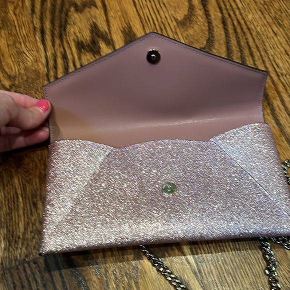 Kate Spade Burgess Court Chain Clutch in rose gold with matching card case NWT - Picture 5 of 7